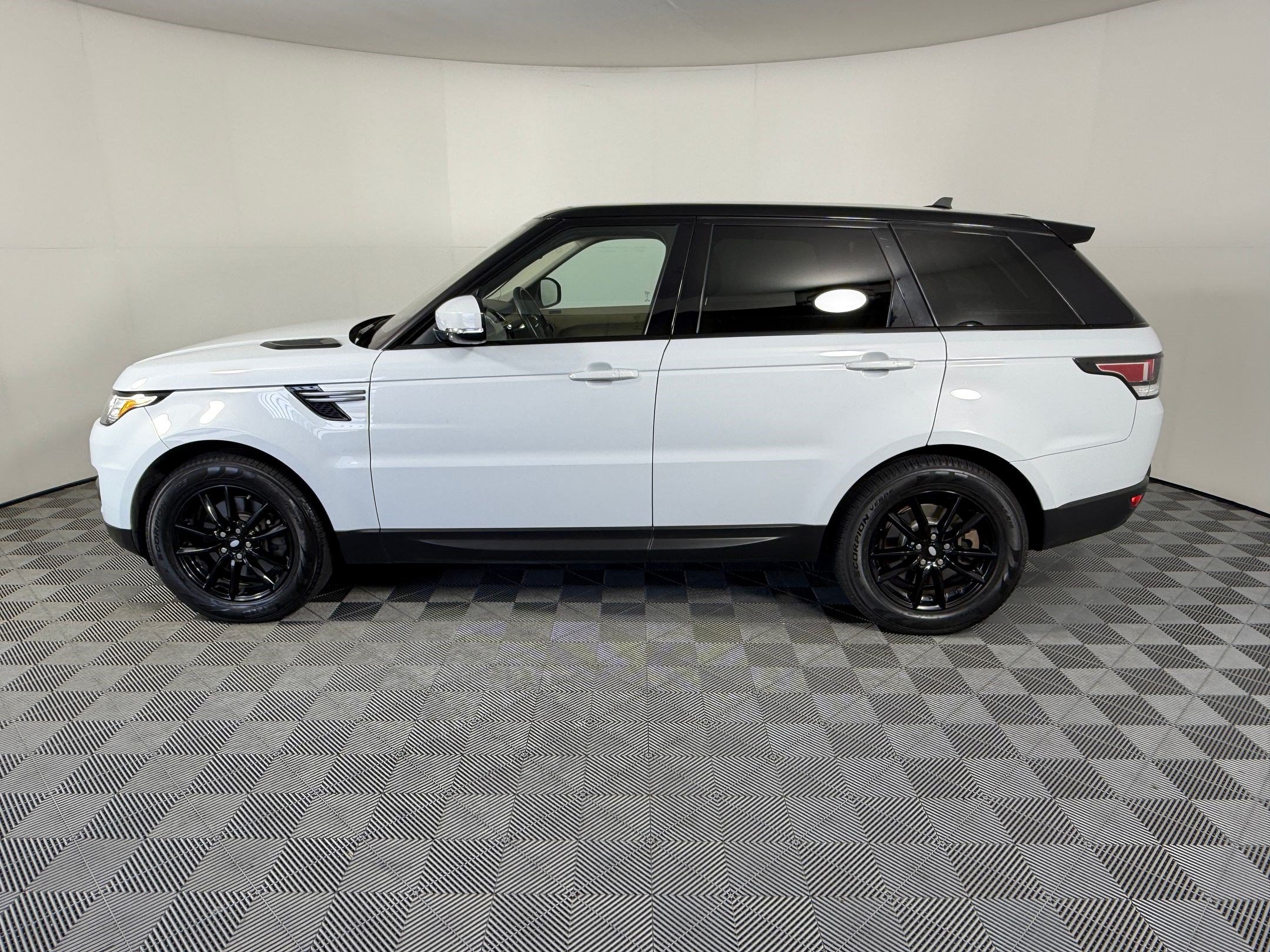 land rover range rover sport 2016 SALWG2VF2GA576278 image land rover range rover sport 2016 SALWG2VF2GA576278 image